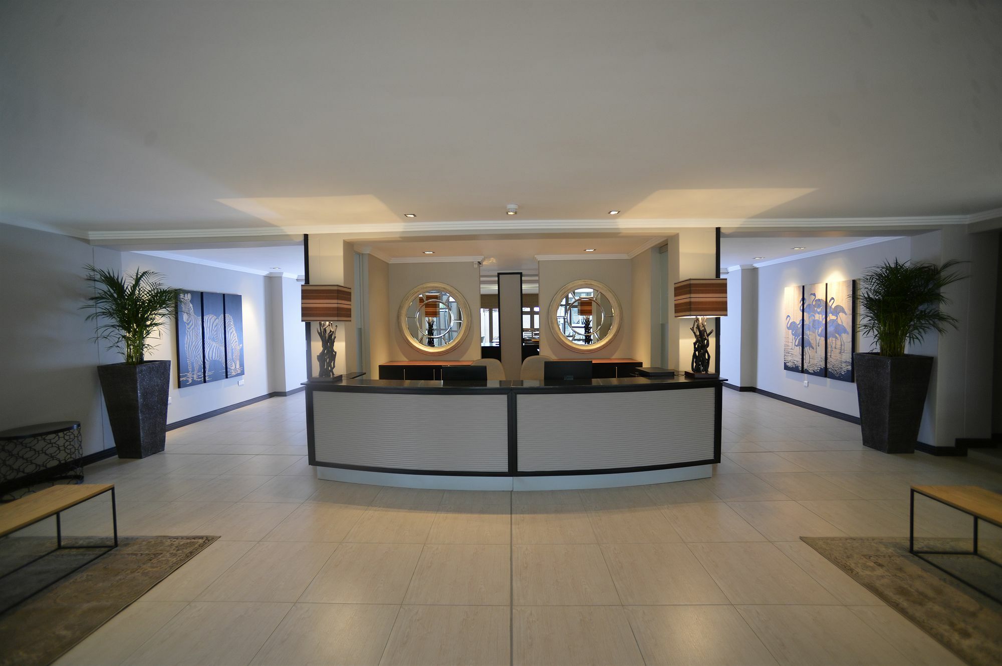 Regent Hotel City ハボローネ エクステリア 写真
